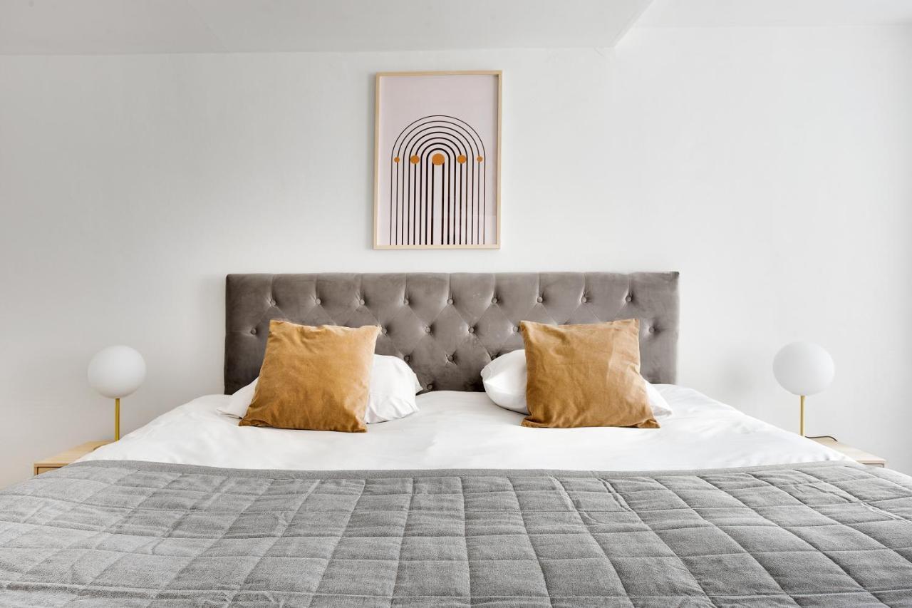 Sanders Main - Endearing Two-Bedroom Duplex Apartment With A Balcony Next To Magical Nyhavn Копенхаген Екстериор снимка