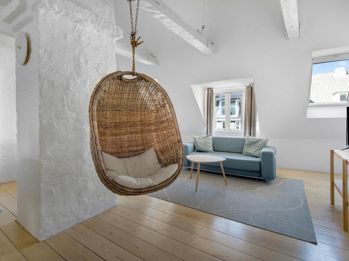 Sanders Main - Endearing Two-Bedroom Duplex Apartment With A Balcony Next To Magical Nyhavn Копенхаген Екстериор снимка